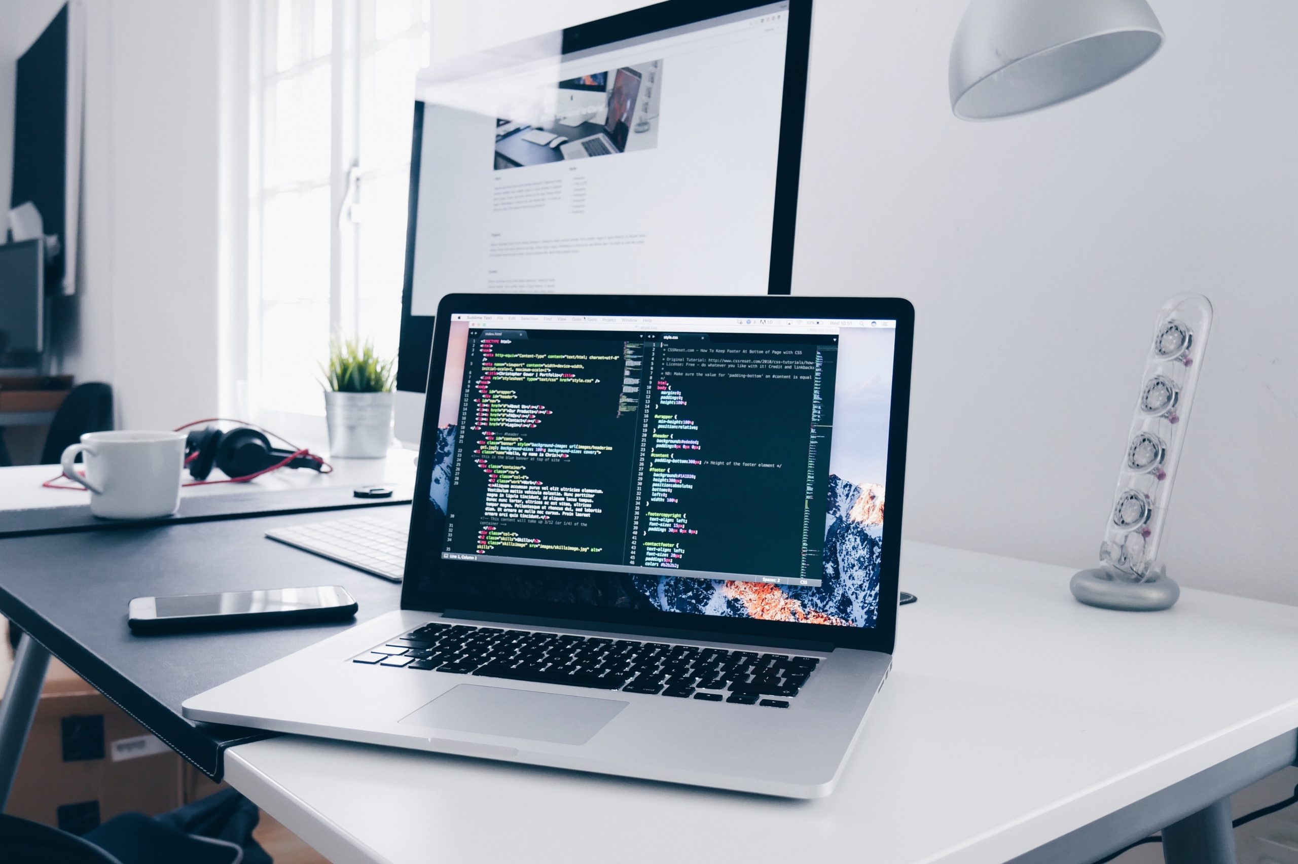 Read more about the article Technology In the World of Business: Today and the Future